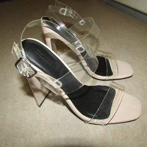 NWT Clear Nude Heels PrettyLittleThing Size 7.5